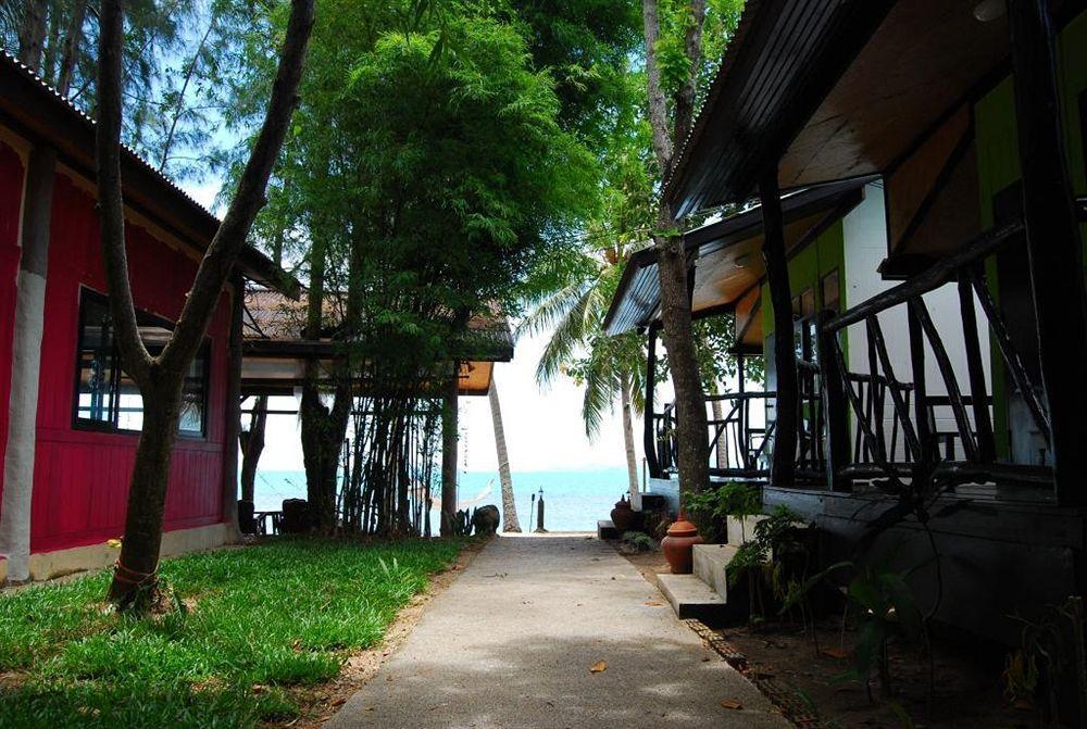 By Beach Resort Koh Samui Bagian luar foto