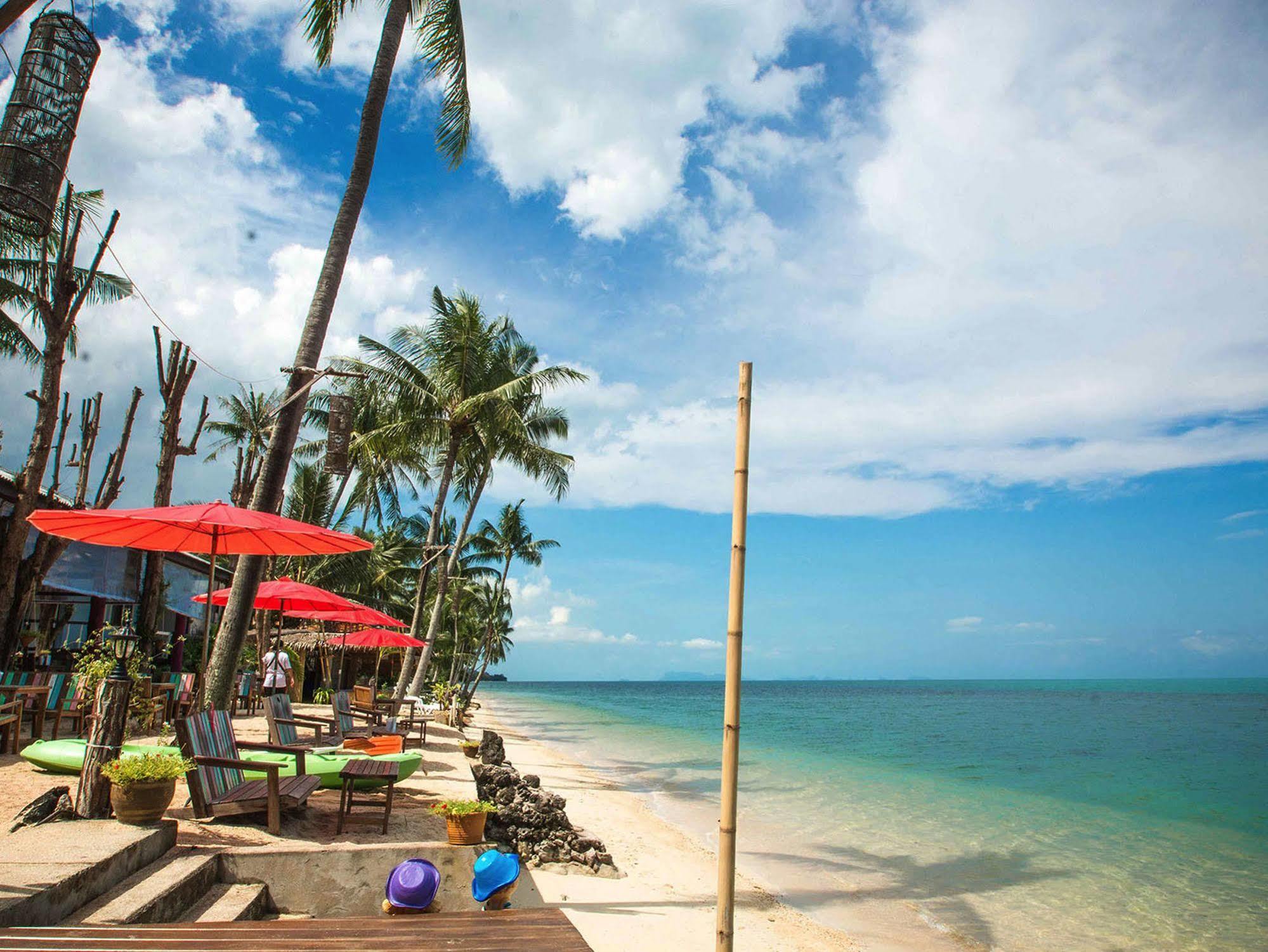 By Beach Resort Koh Samui Bagian luar foto